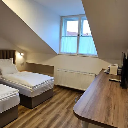 Karlova Hotel