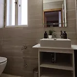 Karlova 4*