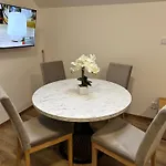 Hotel Karlova 4*